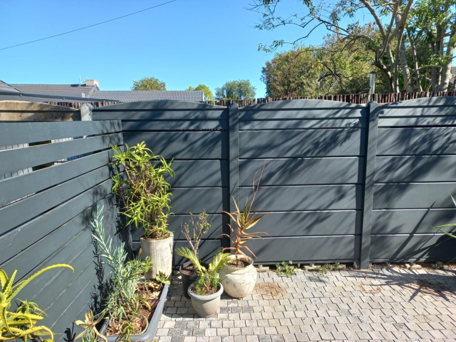 To Let 1 Bedroom Property for Rent in Heather Park Western Cape